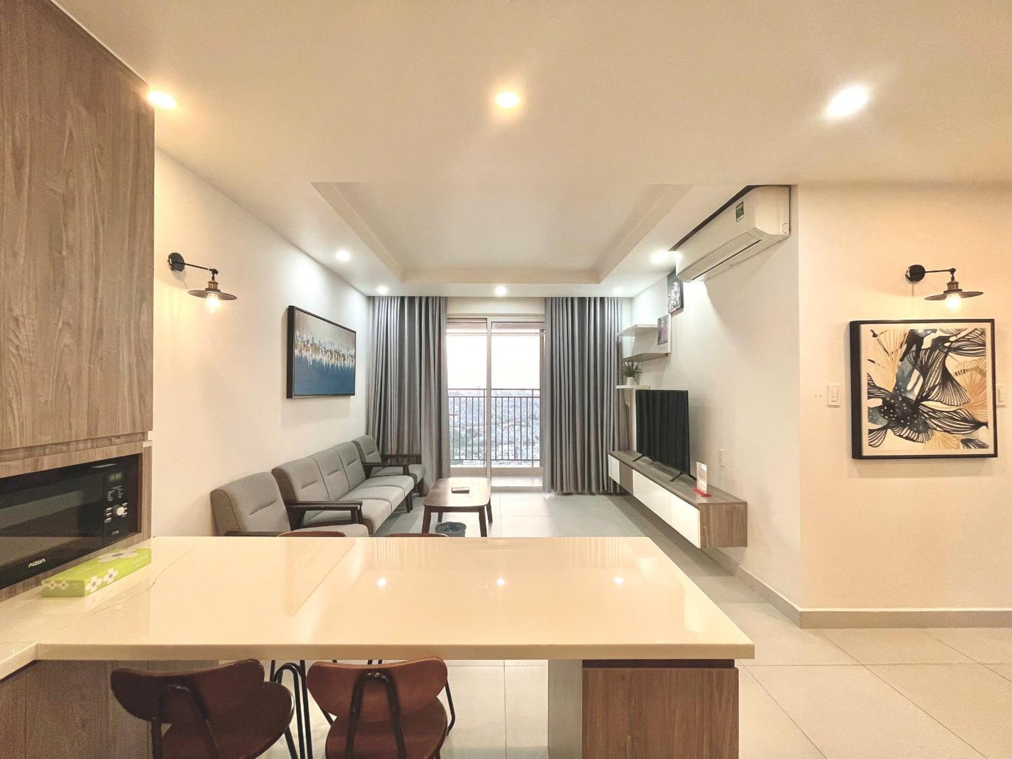 Sunrise City- Lotte Mart Quan 7 * TP. Hồ Chí Minh